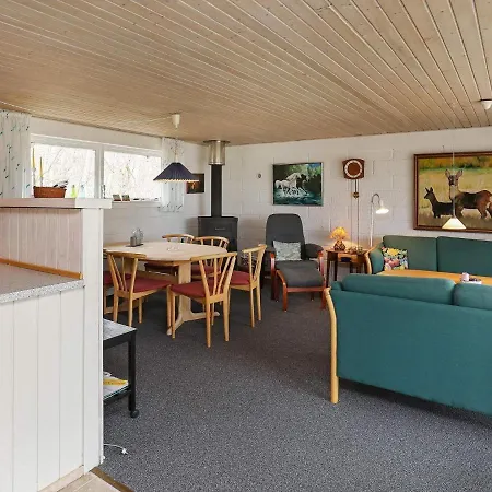 Four-bedroom In Spottrup 2 *