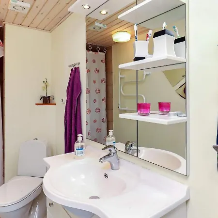 Four-bedroom In Spottrup 2 Lihme