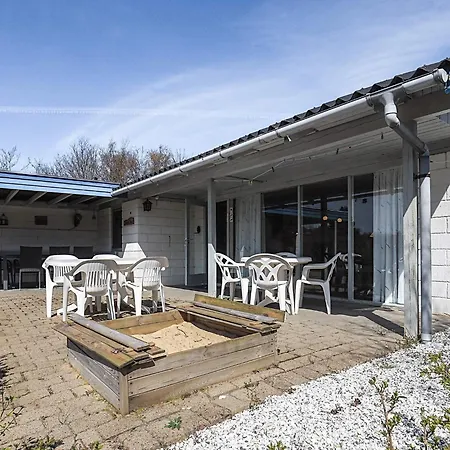 Сasa de vacaciones 8 Person In Spottrup-by Traum